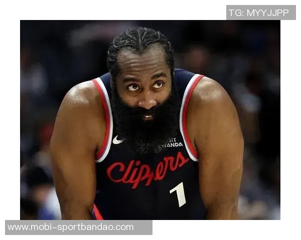 历史得分榜前十中的传奇后卫科比乔丹哈登的辉煌成就与影响力分析 历史得分榜前十中的传奇后卫科比乔丹哈登的辉煌成就与影响力分析